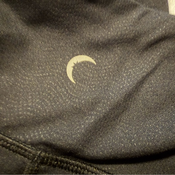 ZYIA Light N Tight LNT Black Vibration 7/8 Leggings size 12 - Picture 2 of 6